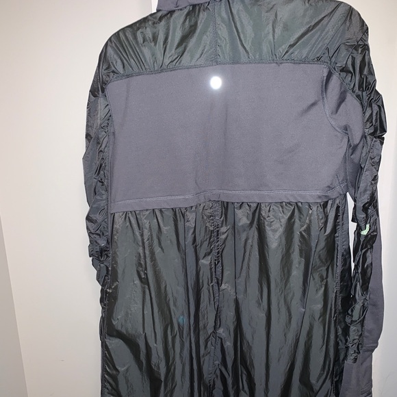 Lulu lemon Jacket - Picture 5 of 6